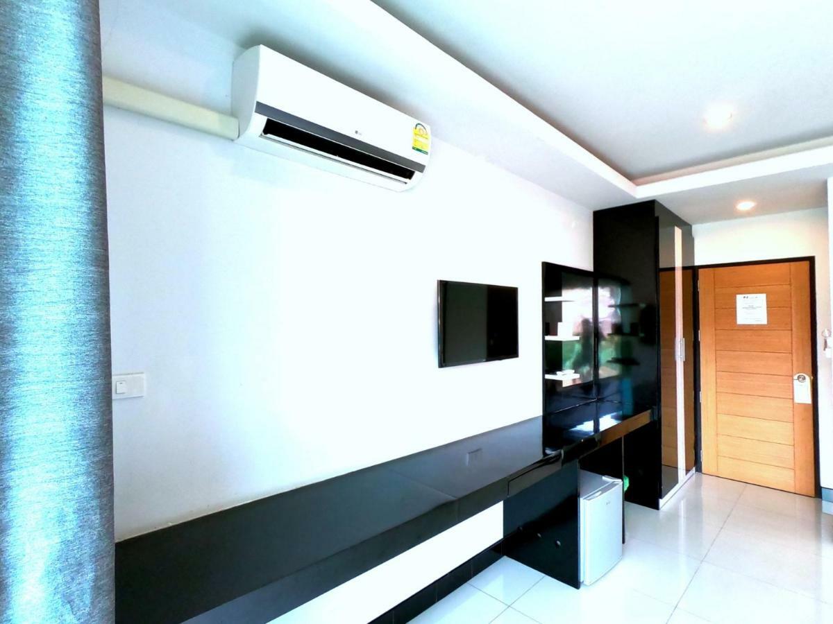 Pj Apartment Pattaya Exterior photo