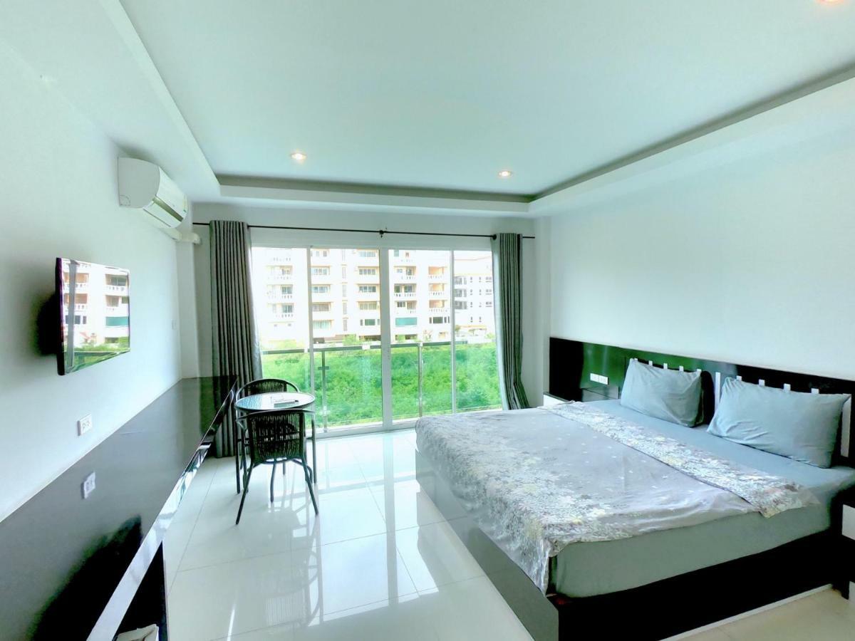 Pj Apartment Pattaya Exterior photo